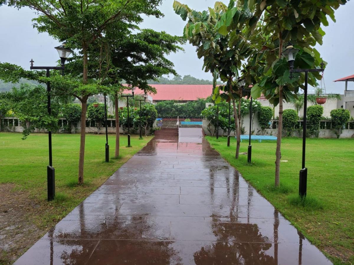 Jaidev Farms And Resort Chhindwāra Extérieur photo