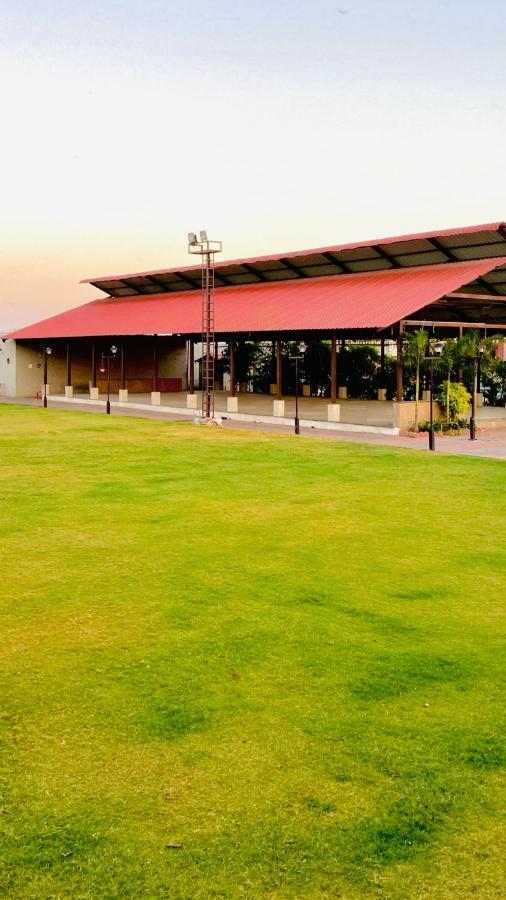 Jaidev Farms And Resort Chhindwāra Extérieur photo